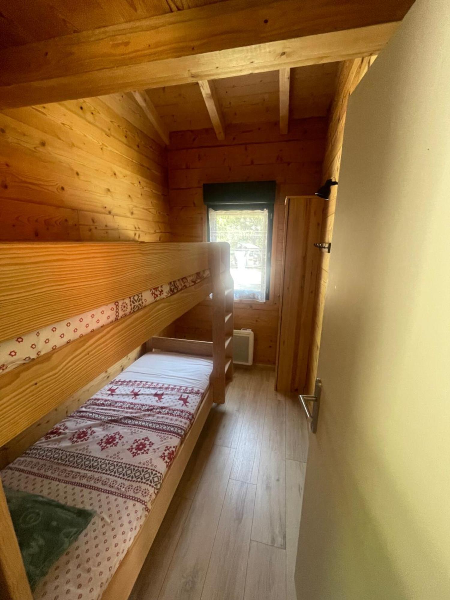 Camping L'Enclave Mobil-Home Estavar Extérieur photo