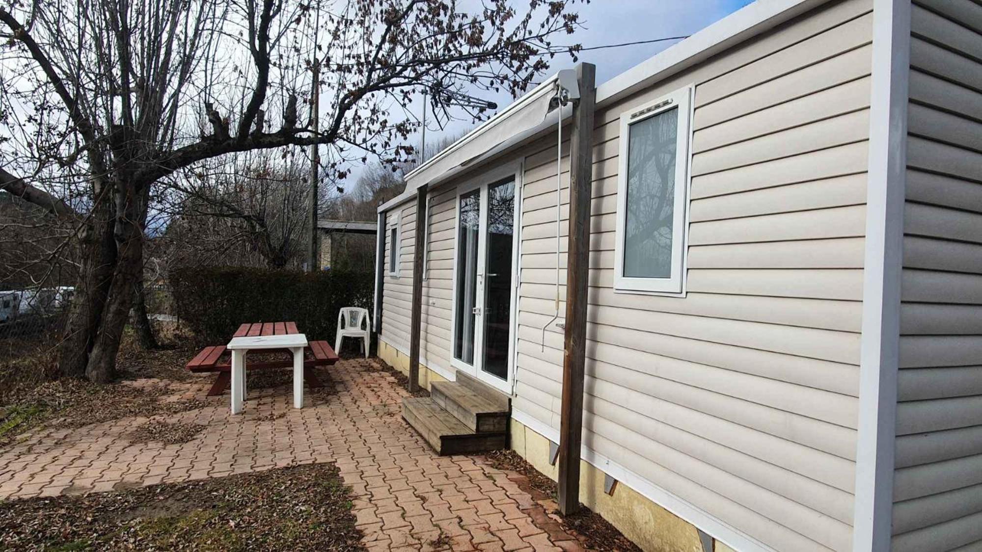 Camping L'Enclave Mobil-Home Estavar Extérieur photo