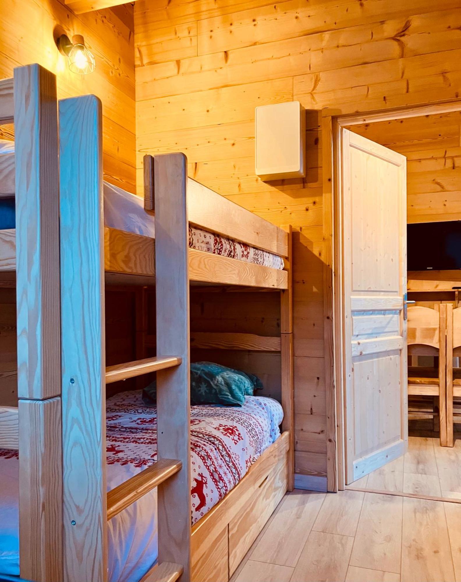 Camping L'Enclave Mobil-Home Estavar Extérieur photo